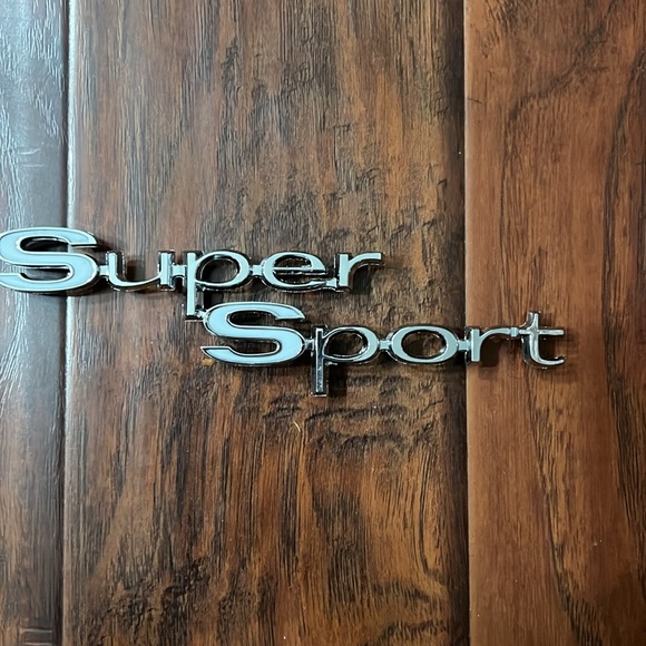 NIB Super Sport Emblem - Picture 2 of 8